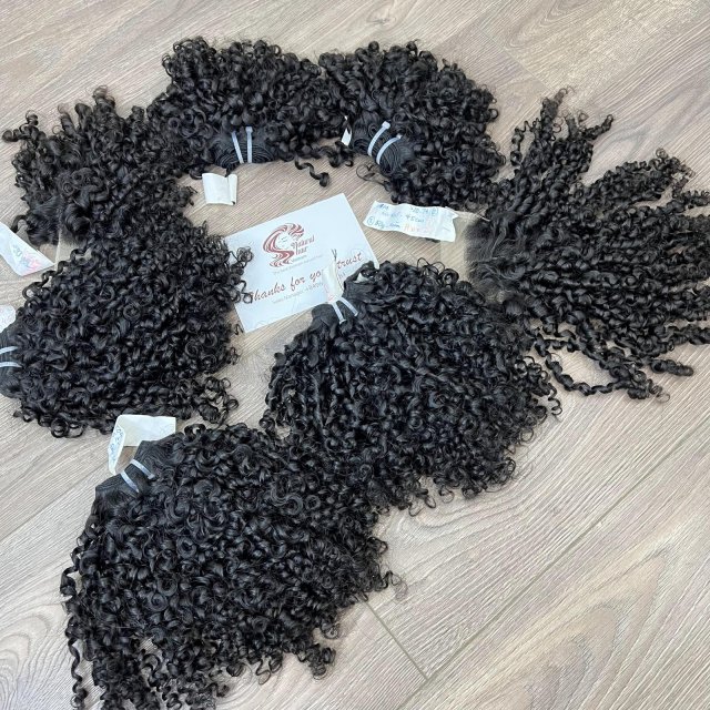 Pixie curly bundle